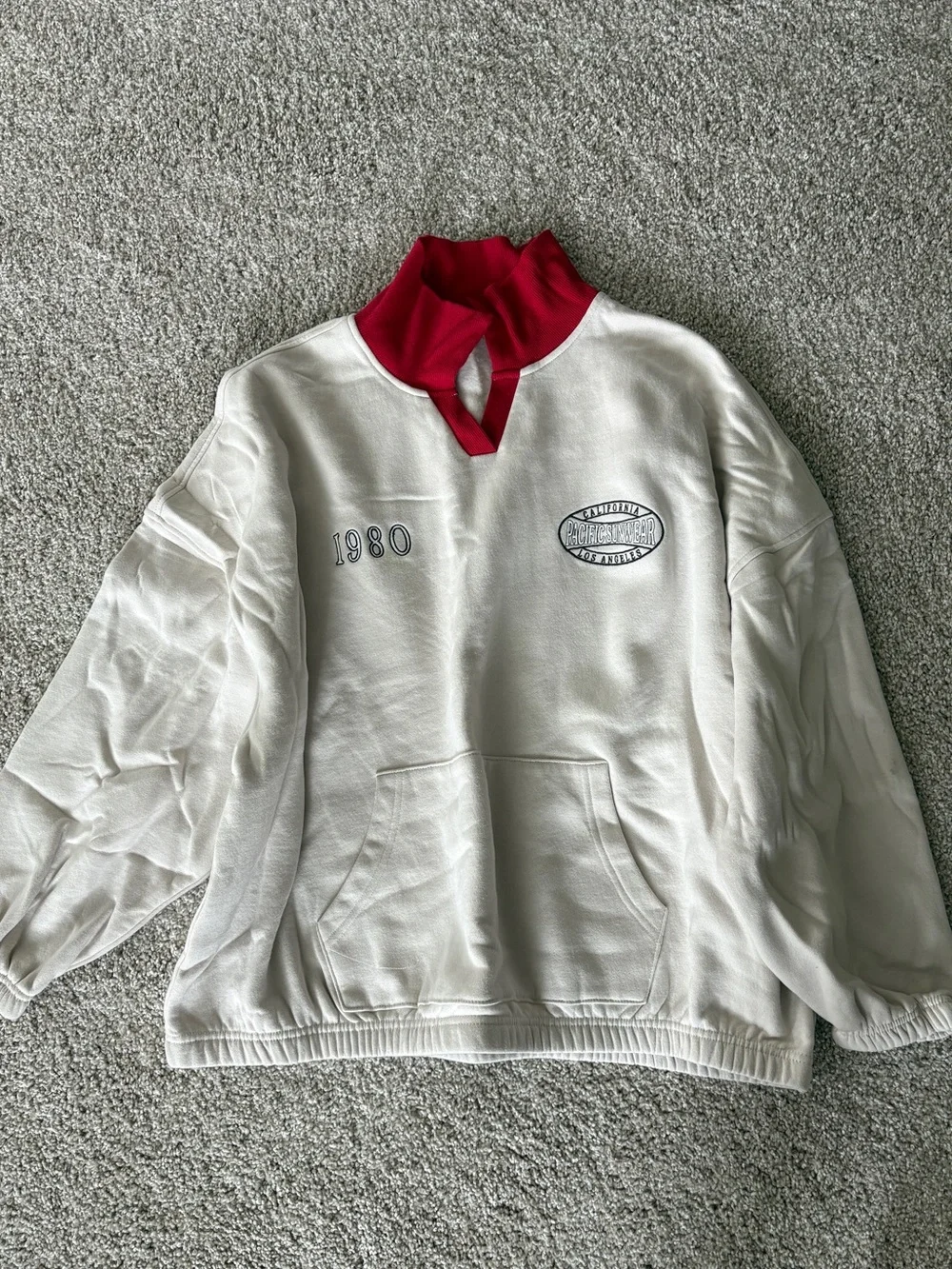 PacSun Pullover - Picture 1 of 3